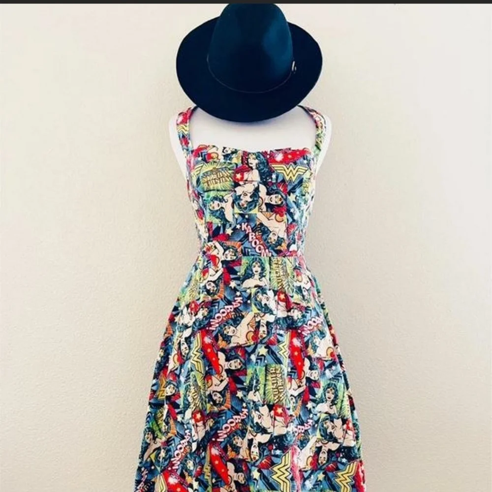DC & Star Wars Vintage dress bundle Small - Picture 1 of 6
